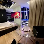 Masarska 6 Vip Jacuzzi * Краков
