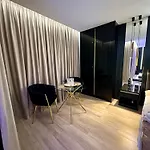 Masarska 6 Vip Jacuzzi 公寓