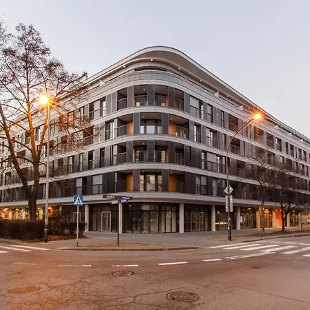 Masarska 6 Vip Jacuzzi